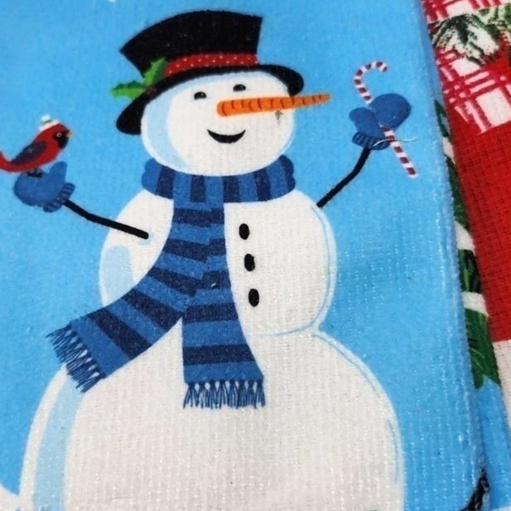 Vintage linens. Holiday #304    ‎ 3 pound lot